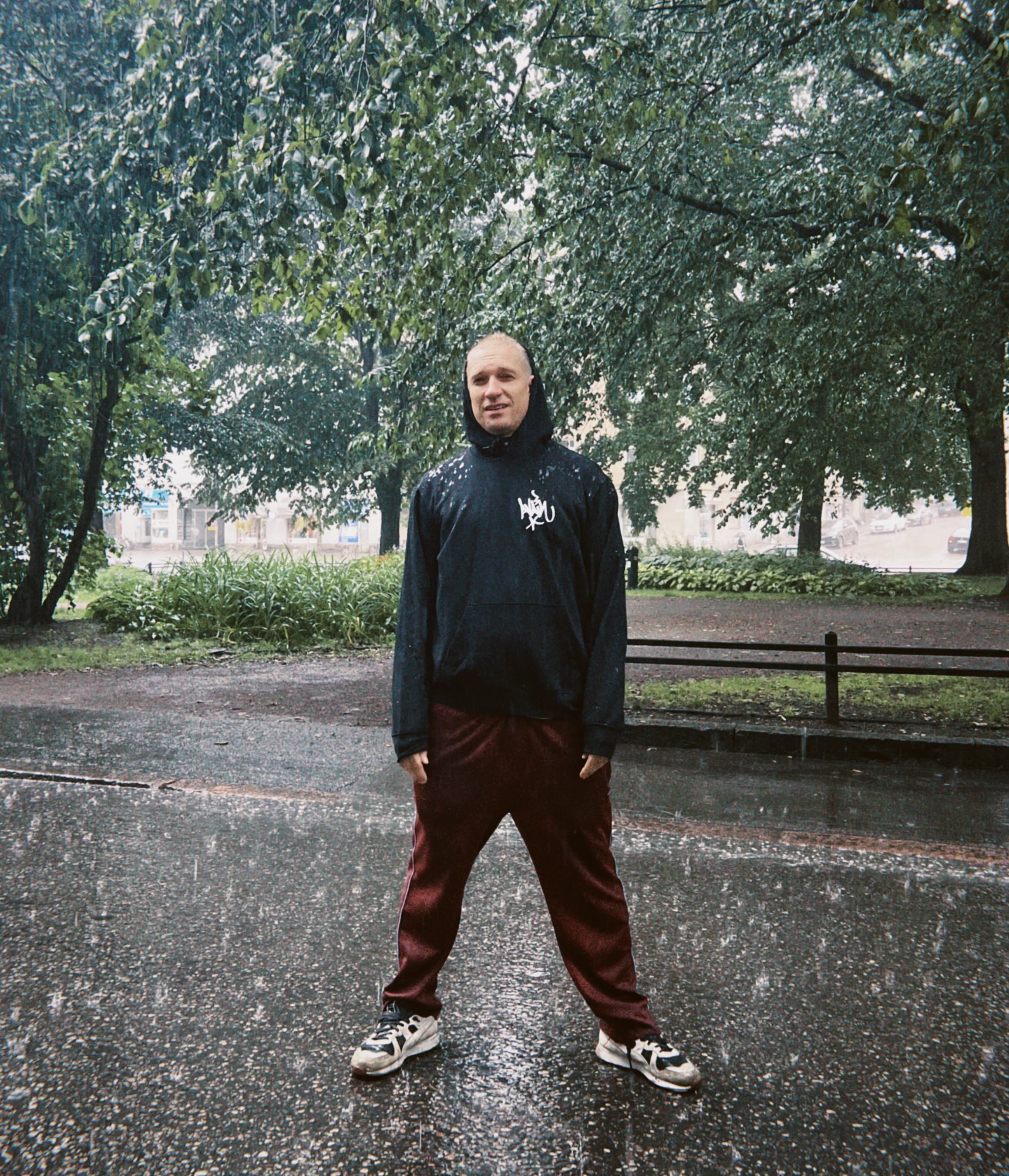 Punainen Tiili Huppari